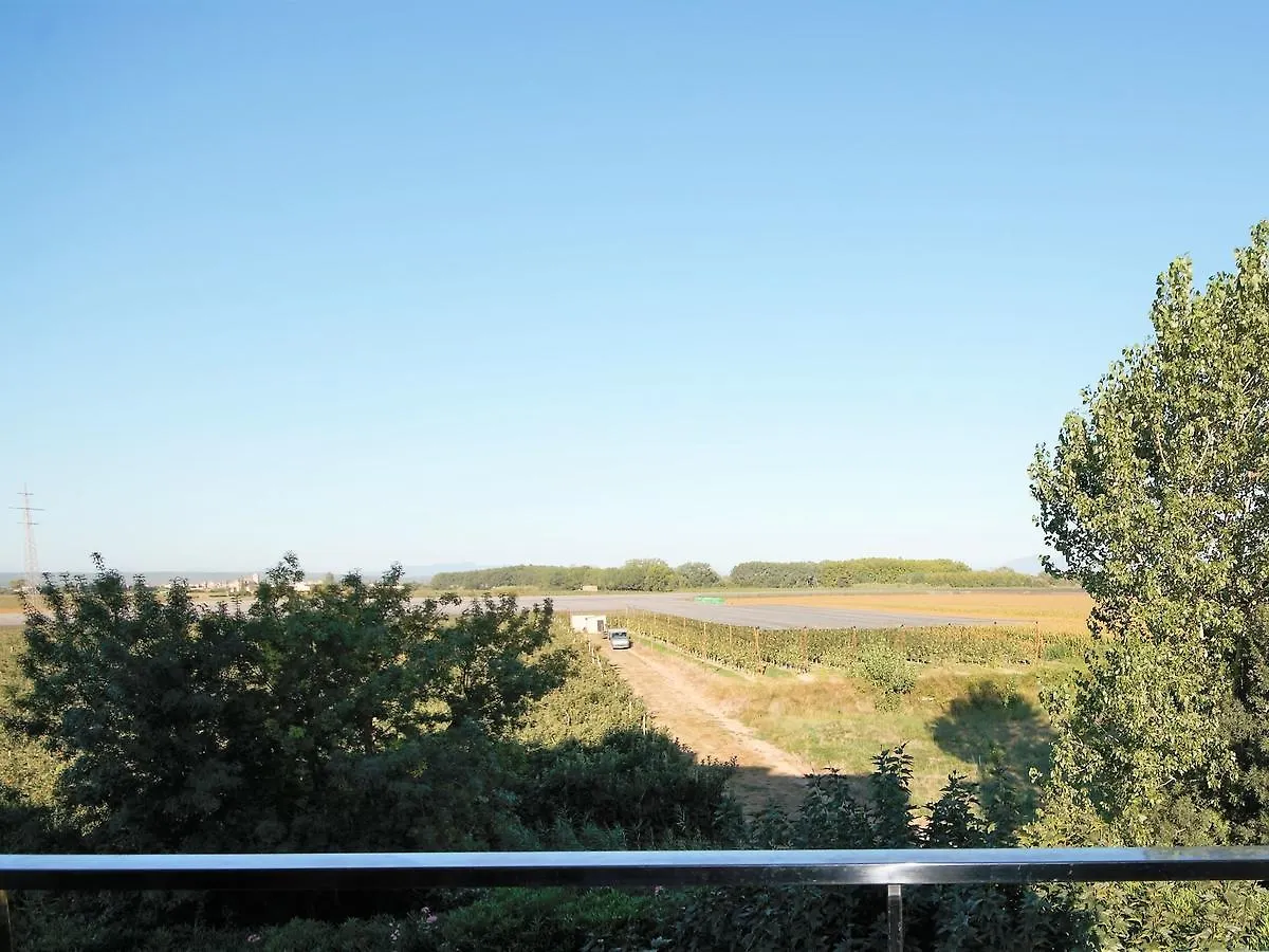 Belvilla By Oyo Bon Relax Flat 2 Sant Pere Pescador Spain